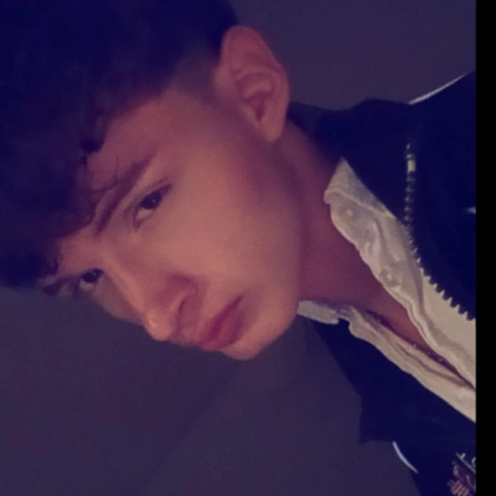 NicolasFerrer18 Chatroom