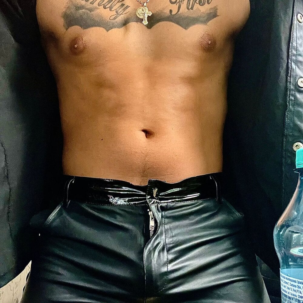 Nigel_BoydXX Chatroom