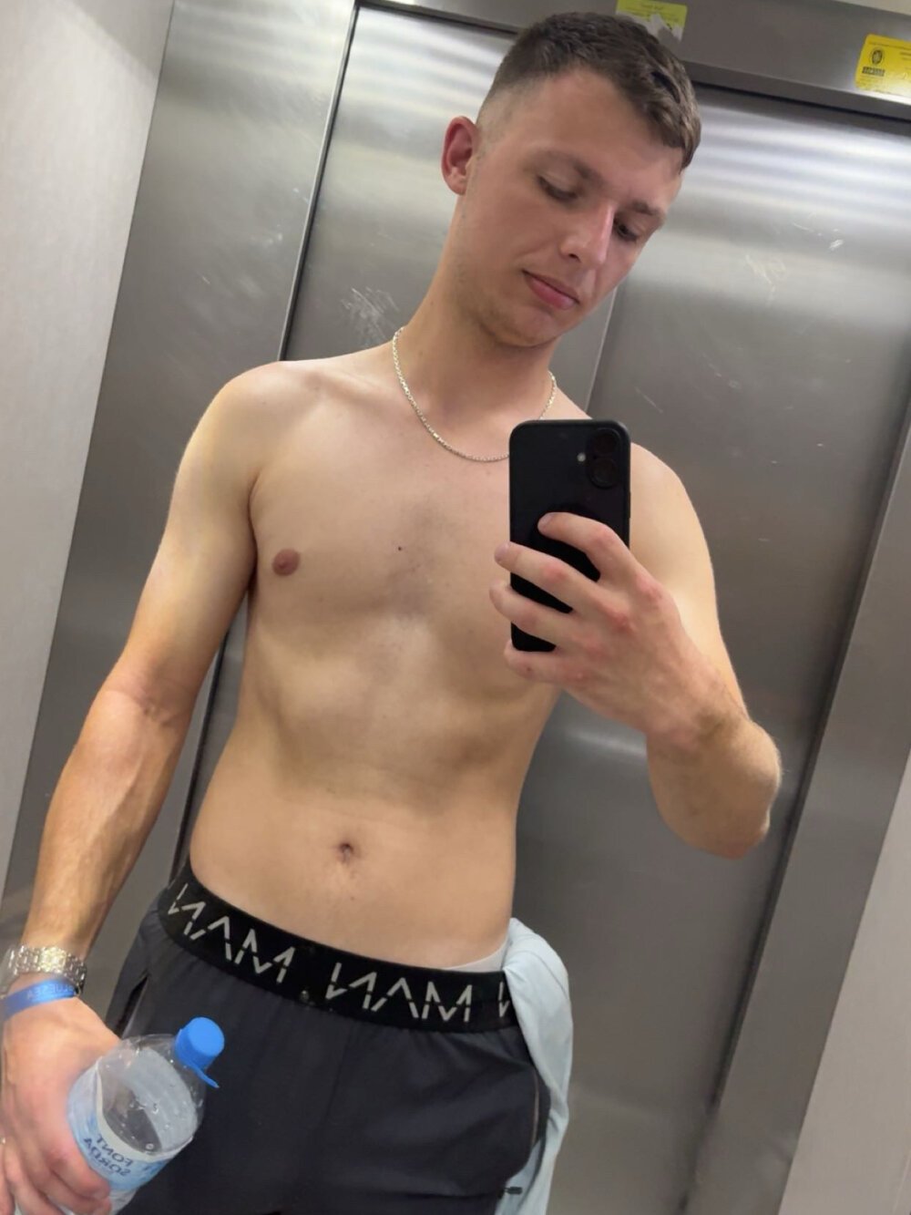 Oliver_harrison Chatroom