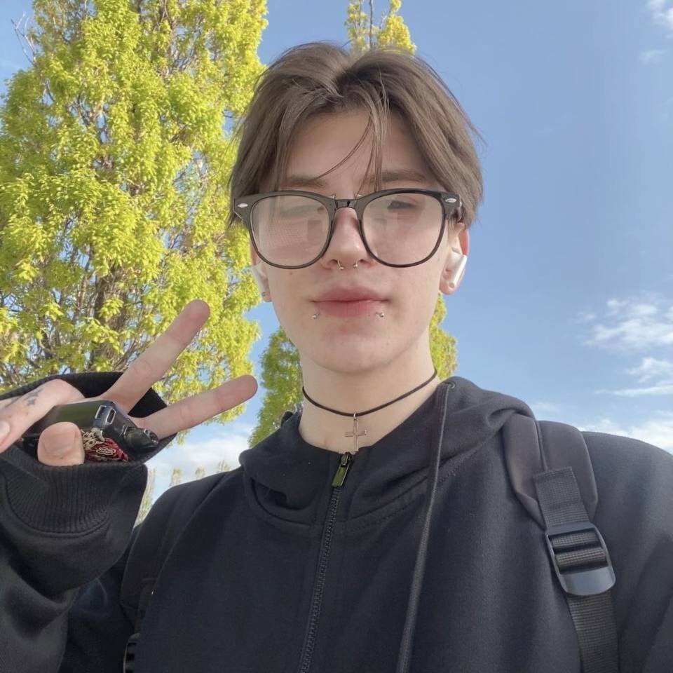 Oliver_star_boy_ Chatroom