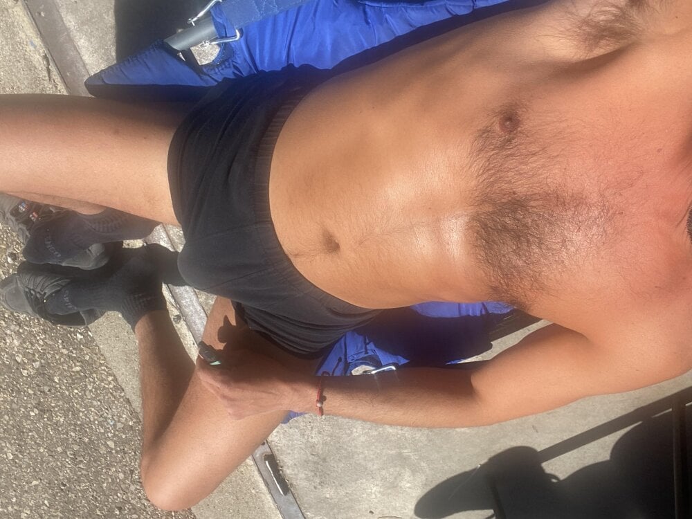 PORCOFIRENZEXXX Chatroom