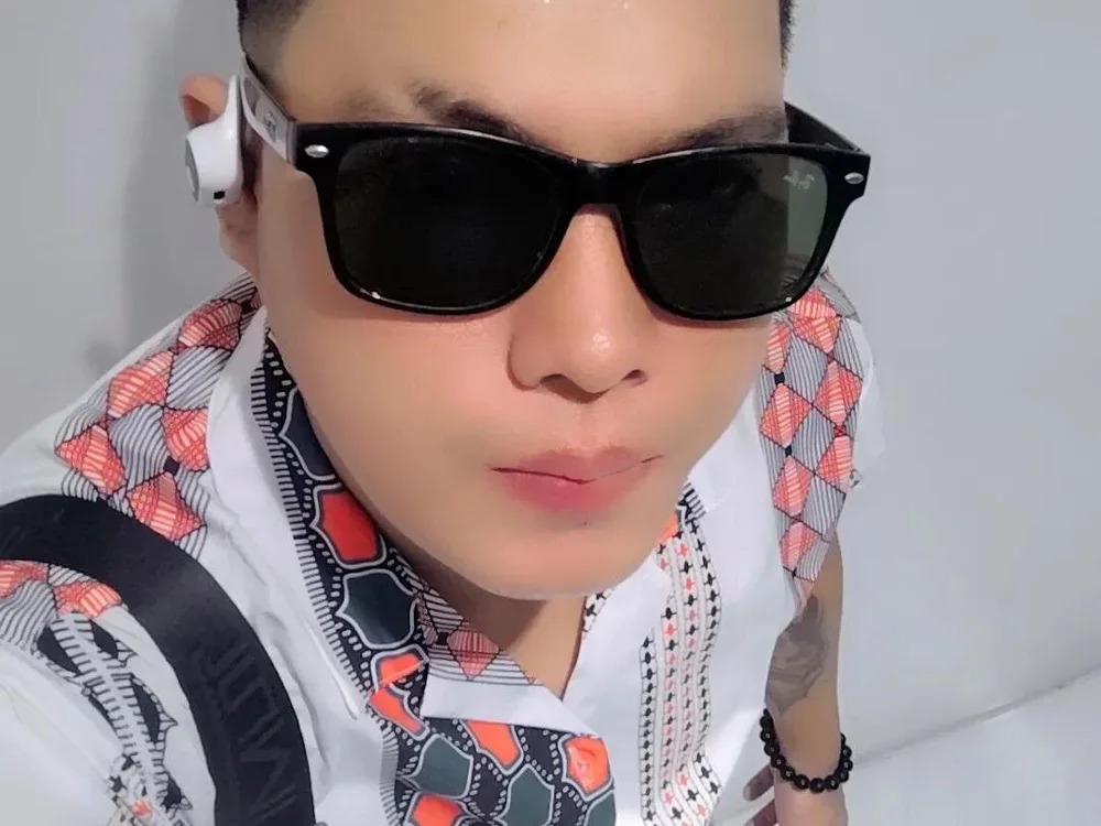 PRIMOLOVEXX Chatroom