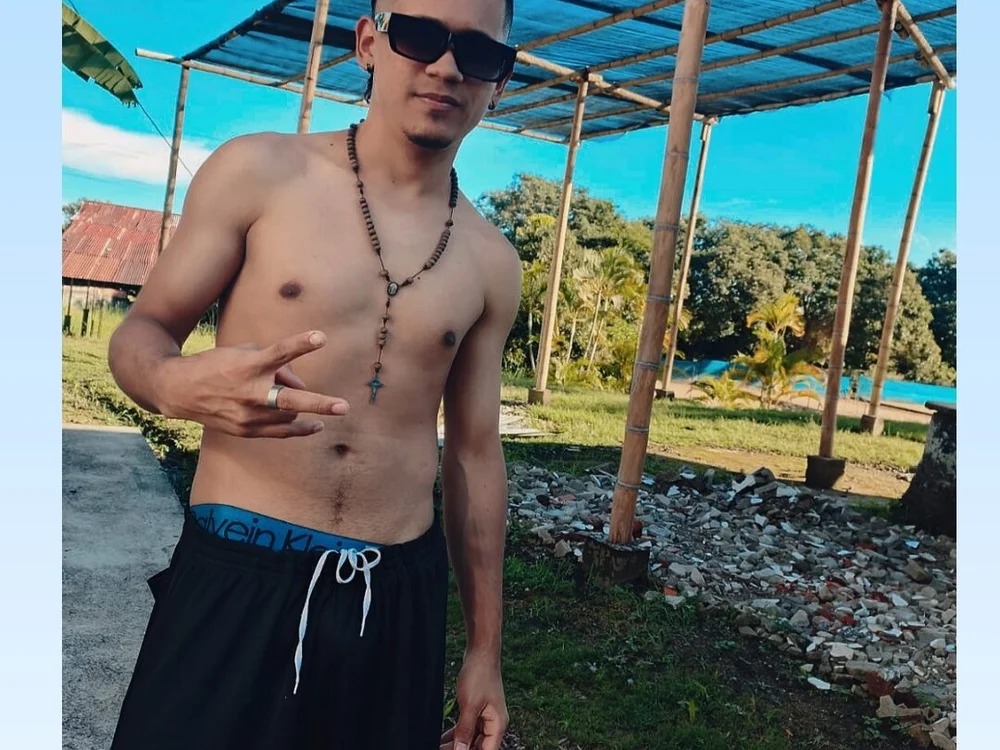 Paaisa___ColHot Chatroom