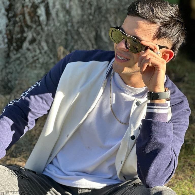 Phantom_Bigger1 Chatroom