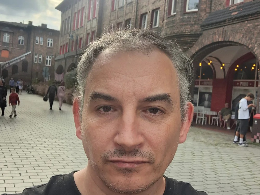 Piotr481 Chatroom