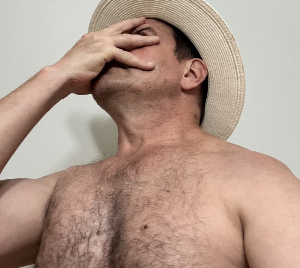 Pleasure_House_1976 Chatroom