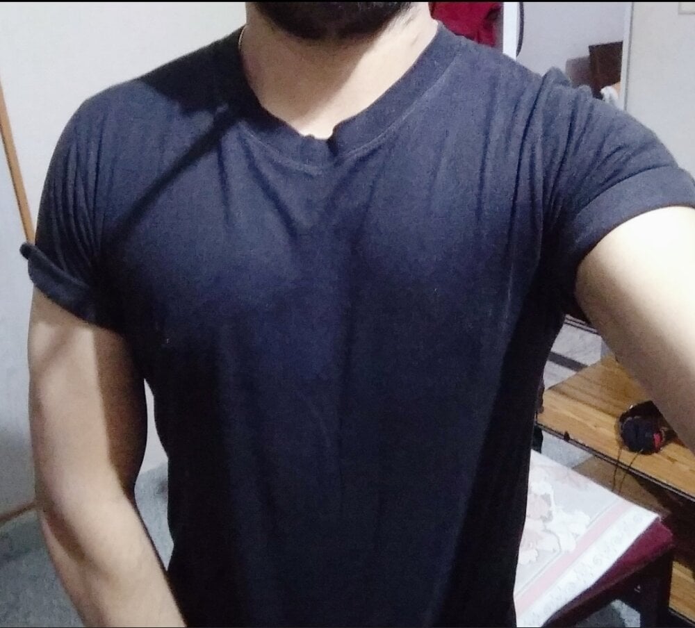 Poddar_2m_G_Ati_v_an_Deb Chatroom