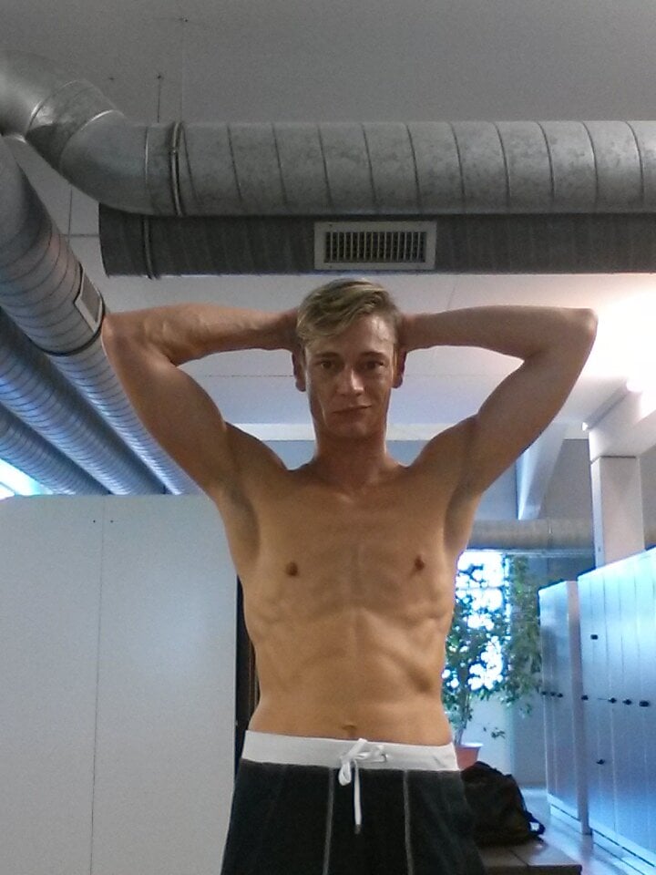 PowerShooter Chatroom