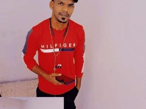 Pusylicker123