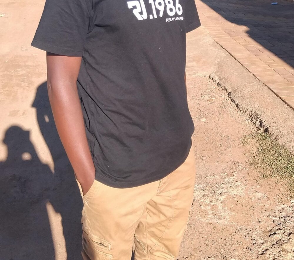 Reajune2001 Chatroom