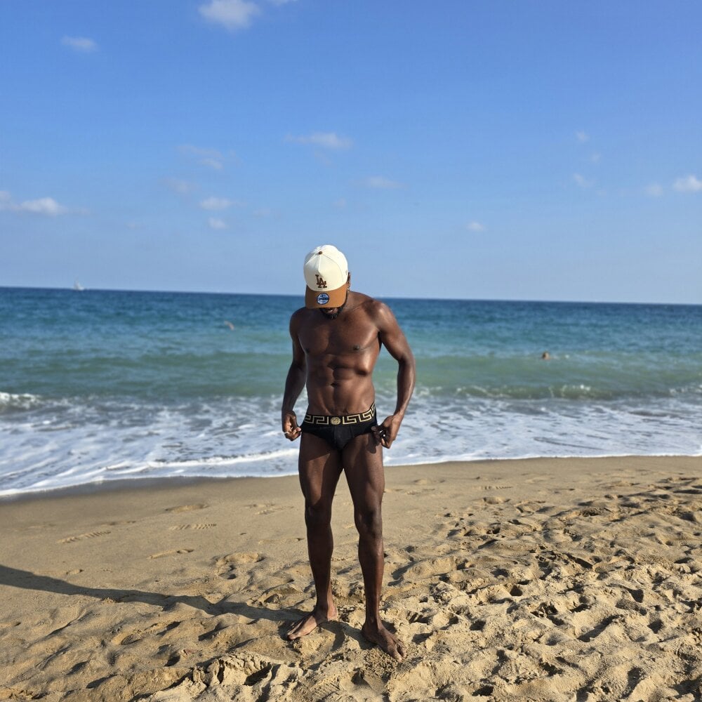 Reallyhuge81 Chatroom