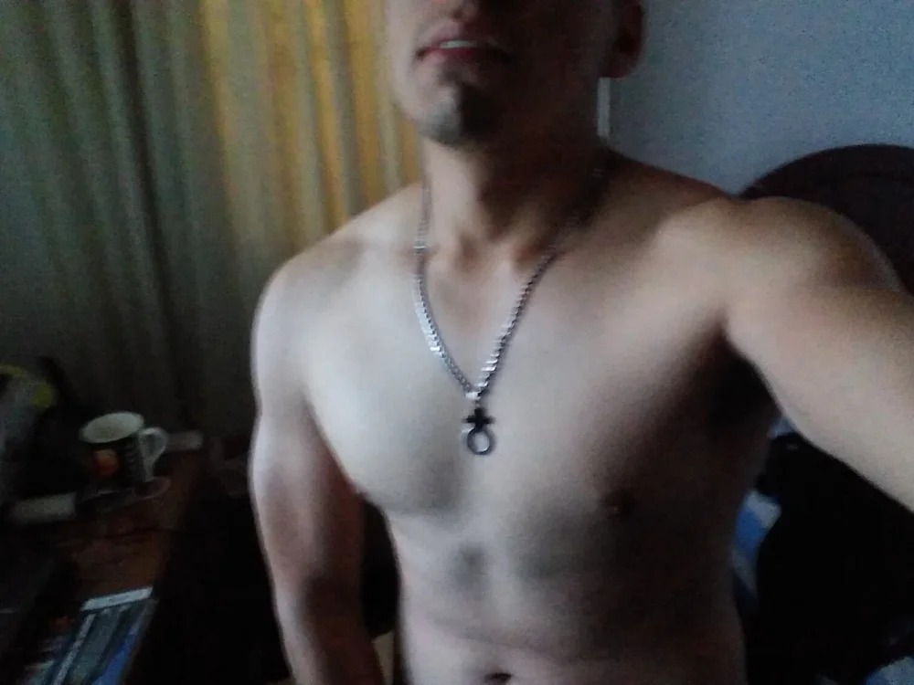 Ricky_2010 Chatroom