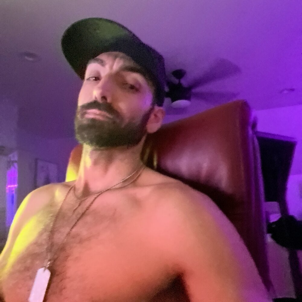 RockSolidStallion69 Chatroom