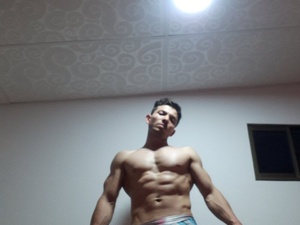 Rocky_Muscle
