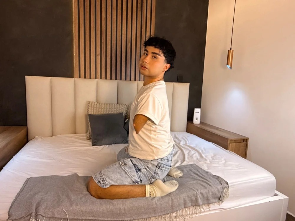 Sam_Velvett Chatroom