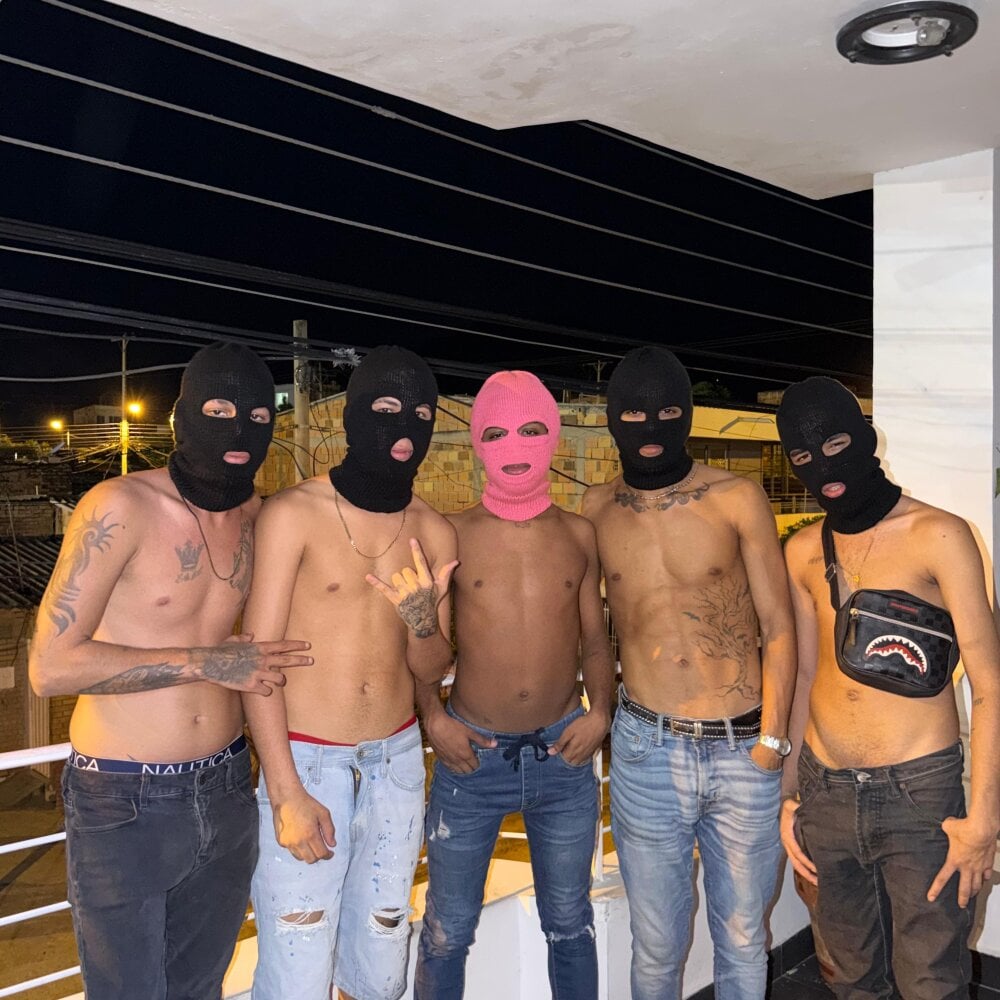 Scoundrel_Room Chatroom