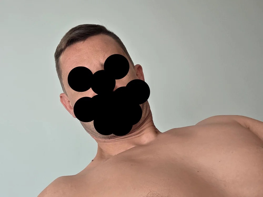 TallHard18 Chatroom