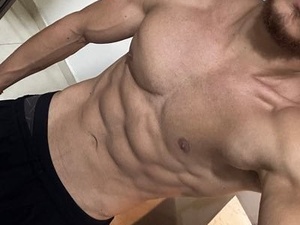 Tony_22cm