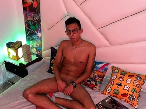 TwinkD_asian