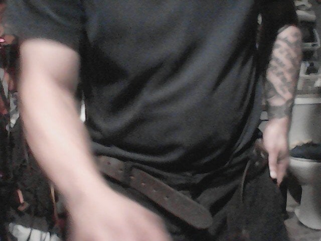 Twoslipperywhenwett Chatroom