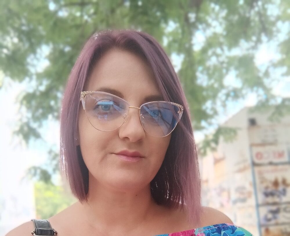 UltraViolet88 Chatroom