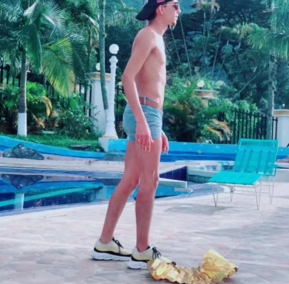 Valentin_Gray Chatroom