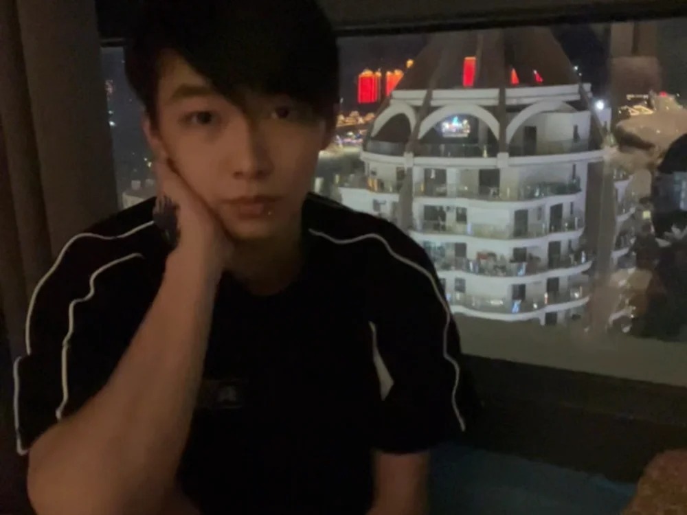 Vi_1314 Chatroom