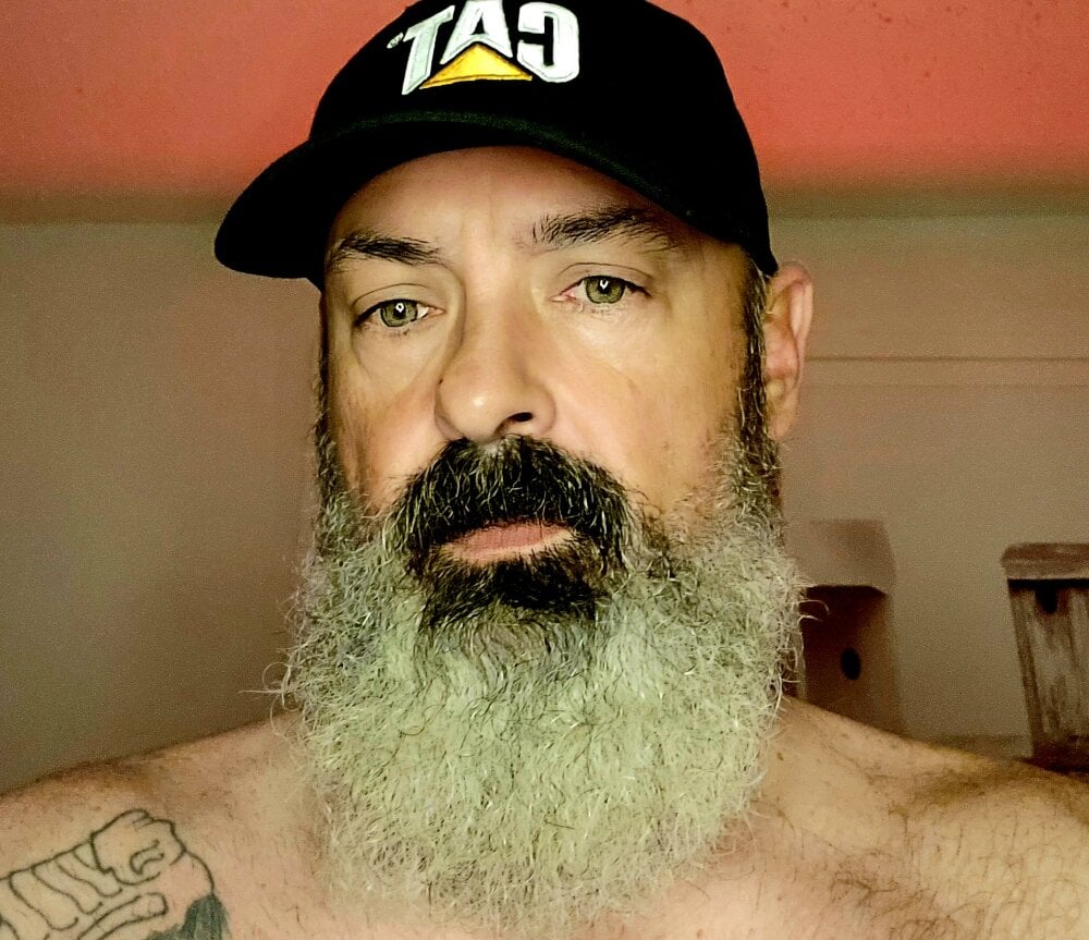 VinnyTheWrench1 Chatroom