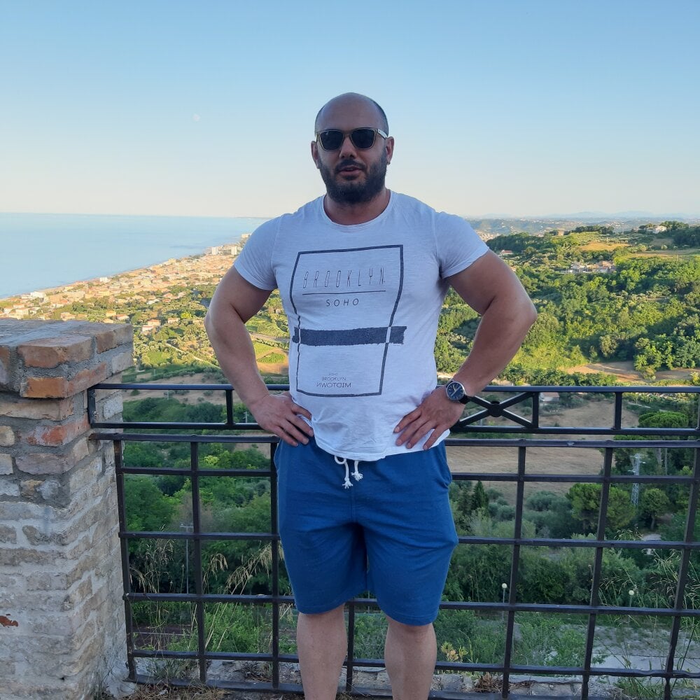 WildJohn_XX Chatroom