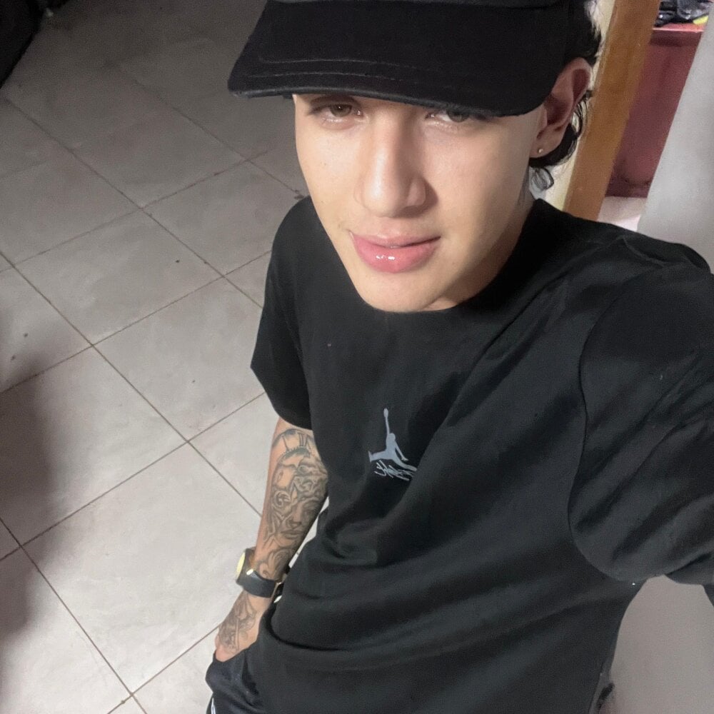 Xanderr_owen2 Chatroom