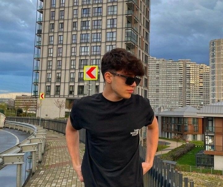 Yasinozturk3232 Chatroom