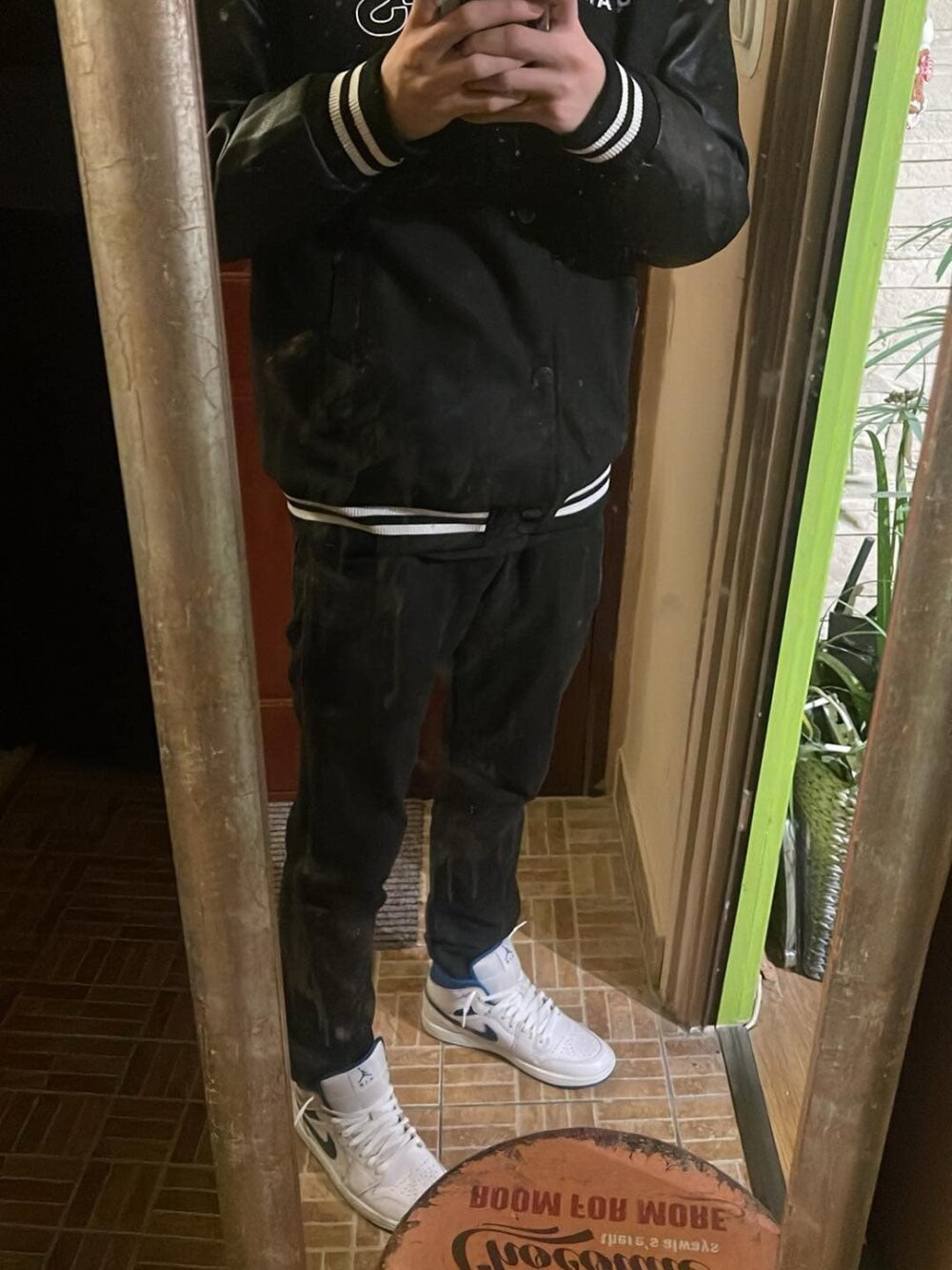 YoungTopGuy Chatroom