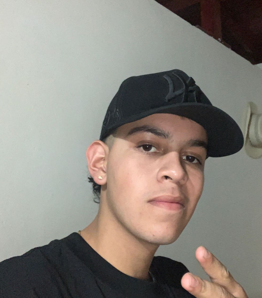 Young_handsome Chatroom