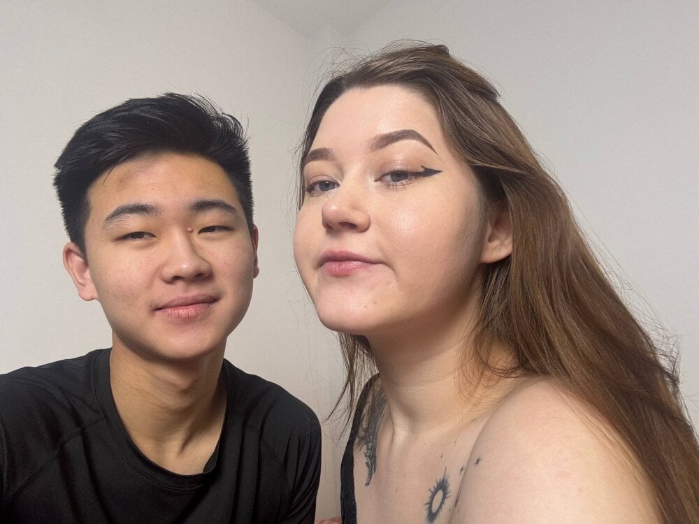 _around_heree Chatroom