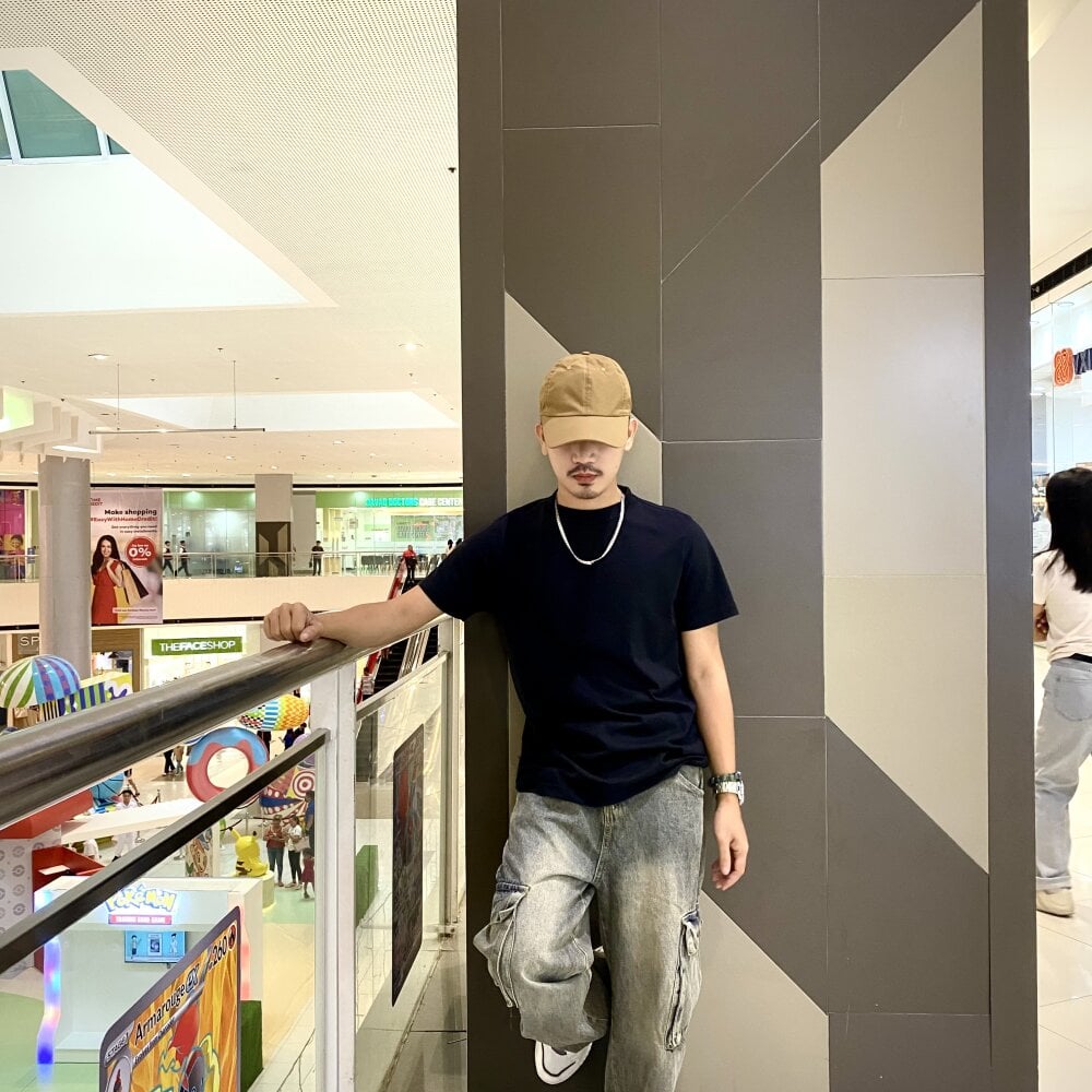 _bigcock_charles Chatroom