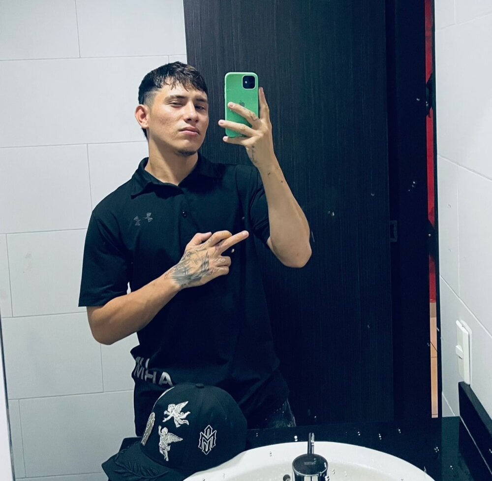 alan_bad_boy Chatroom