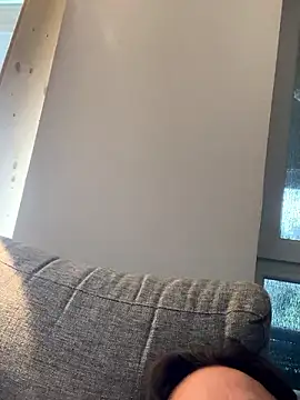 aleksergira Chatroom