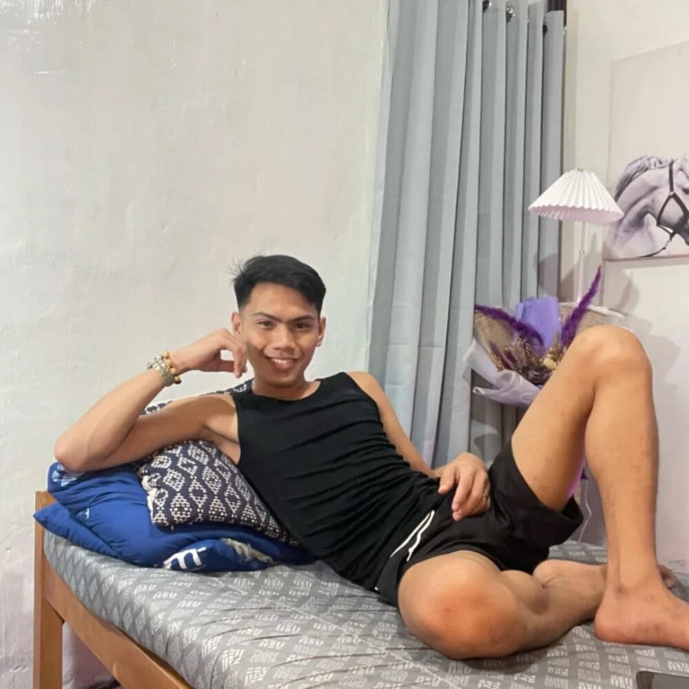 alex_cummer Chatroom