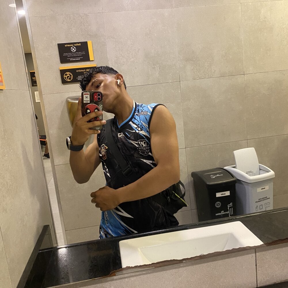 andres0diaz Chatroom