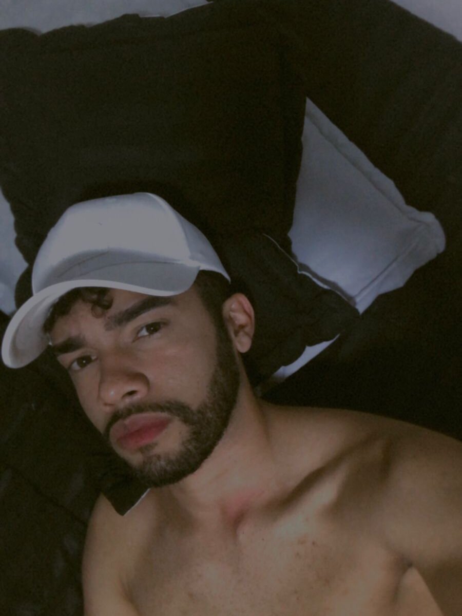 andresnoir_ Chatroom