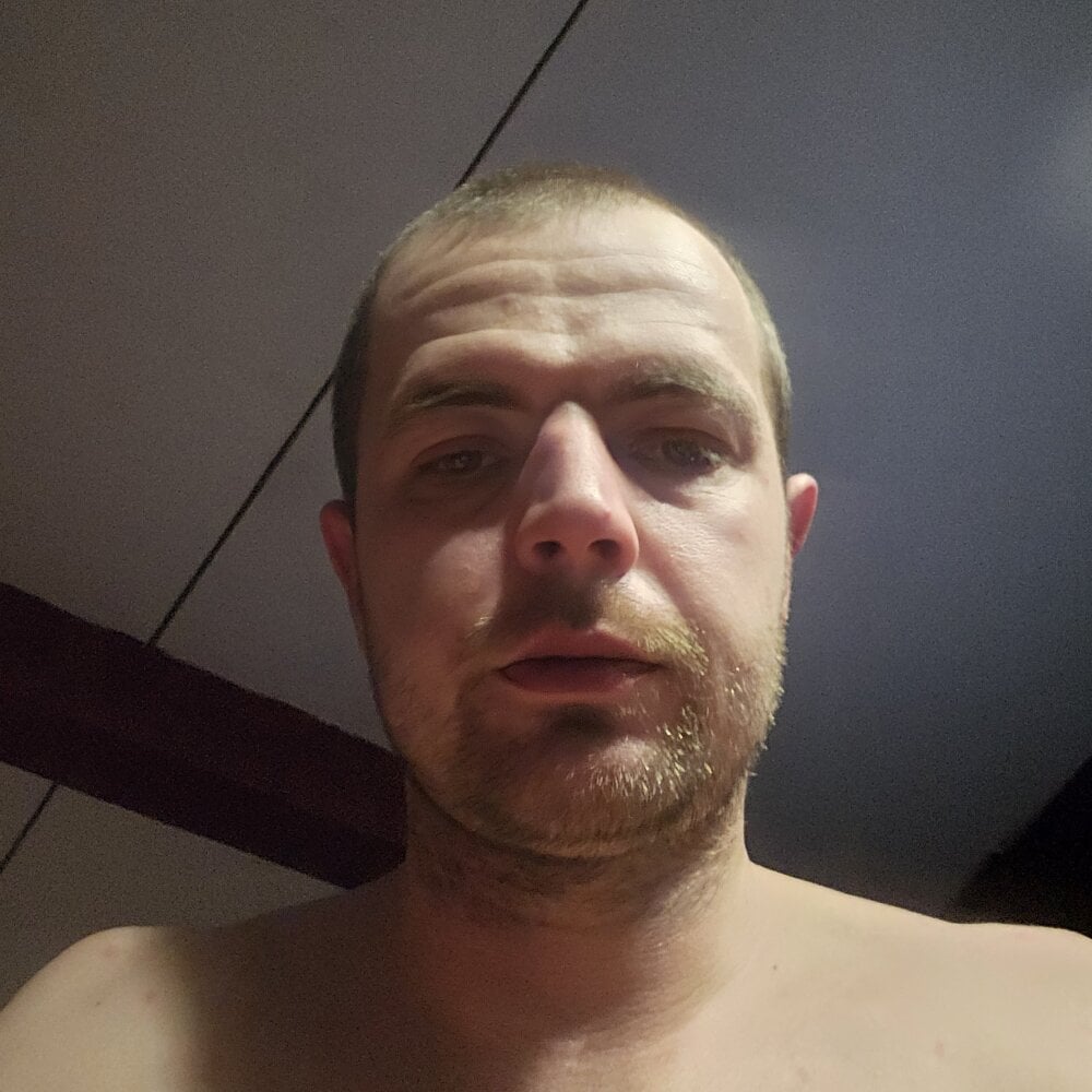 ashleyandtommy1 Chatroom