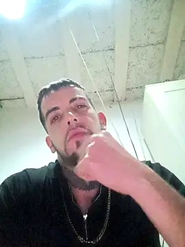 berto_acierto98 Chatroom