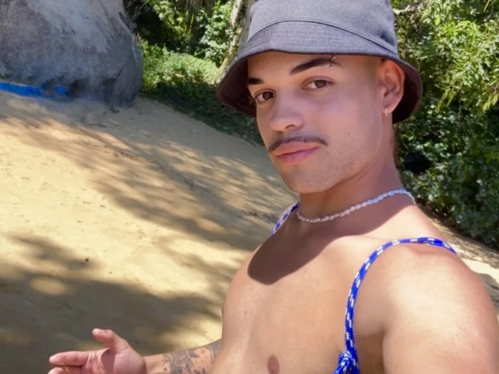 caio18b Chatroom