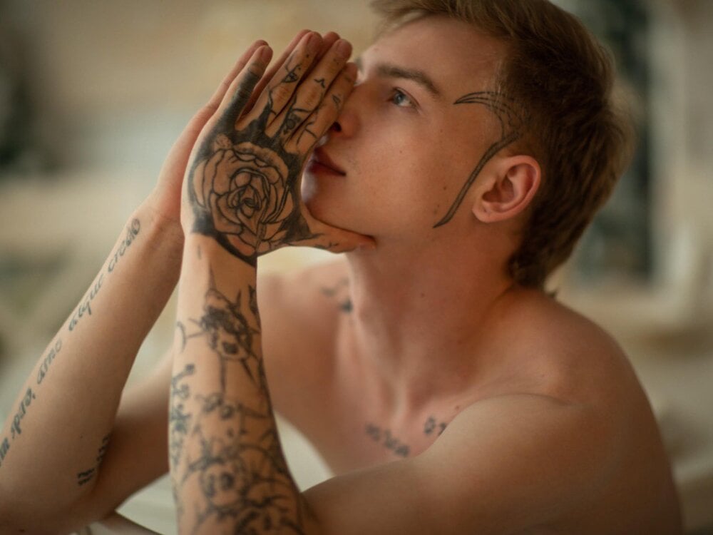 callmealexthx Chatroom