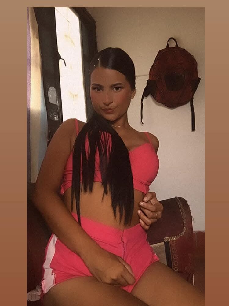 catalina_hard_love Chatroom