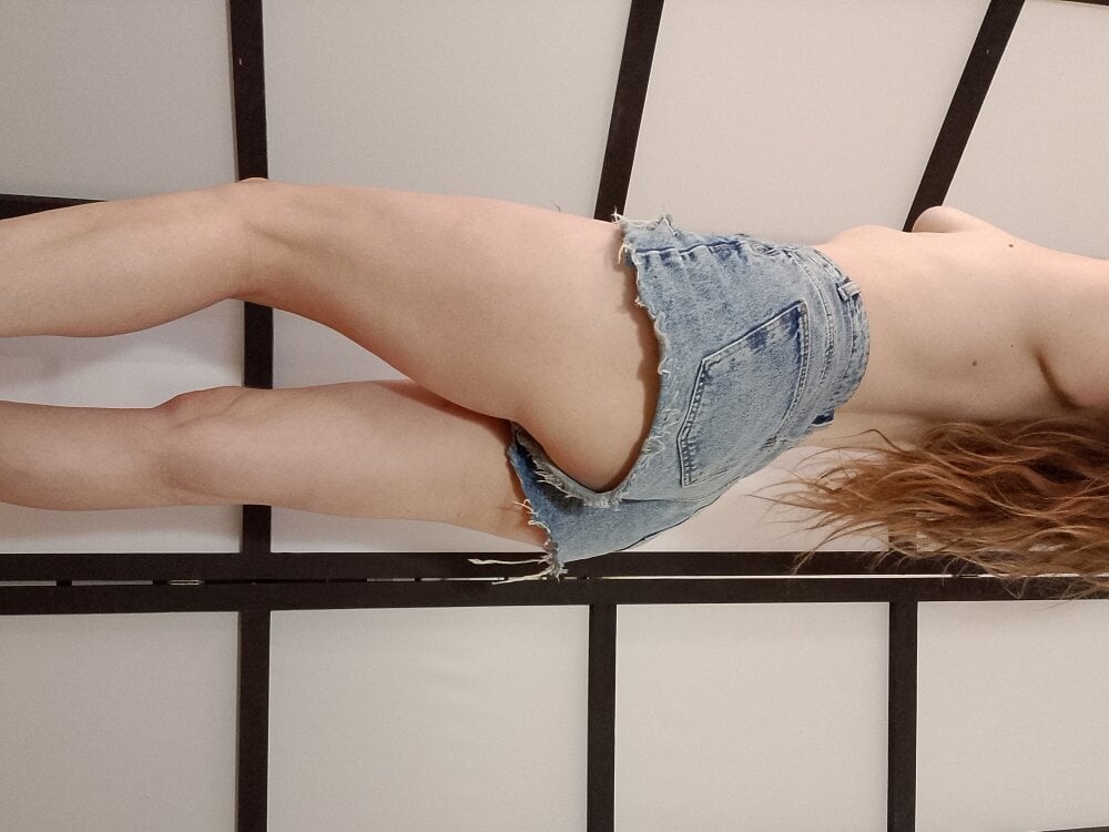 cutemilana_sexwife Chatroom