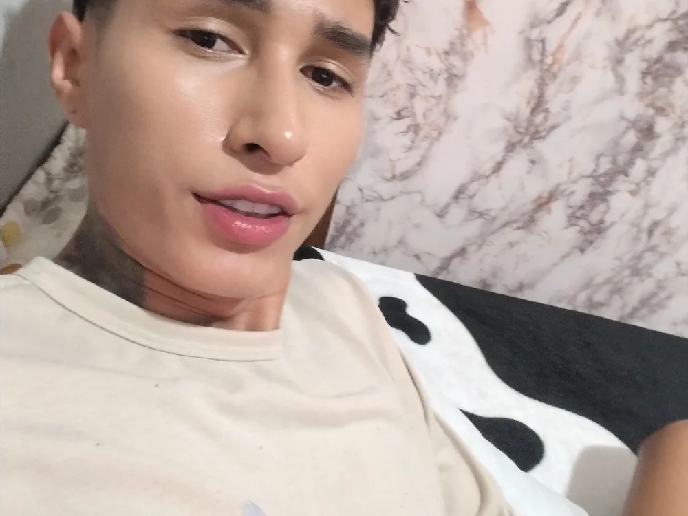 daniel_X18X Chatroom