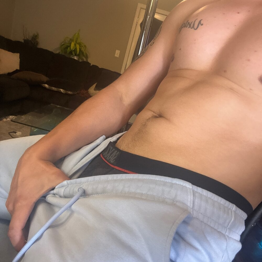 derekmontana2 Chatroom