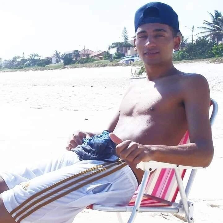 dotado22cmpoa Chatroom