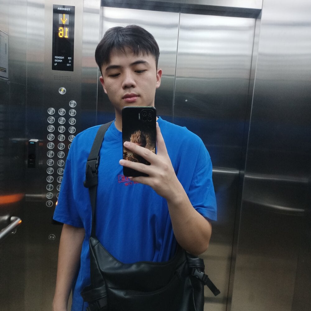 duchuutran201 Chatroom